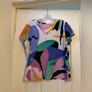 Chico’s Colorful Abstract Women's V neck Top size 3(XL-16)